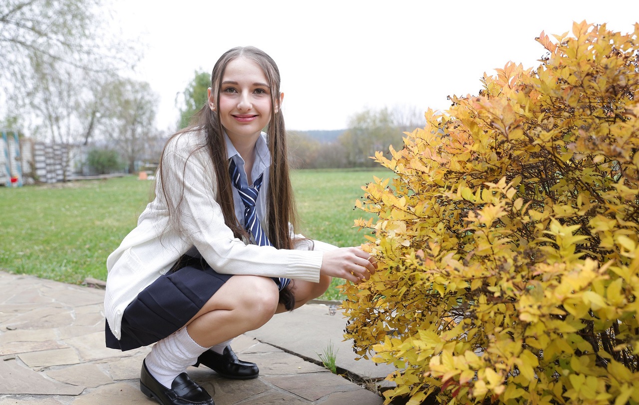 Kristina M精品写真视频第十九弹